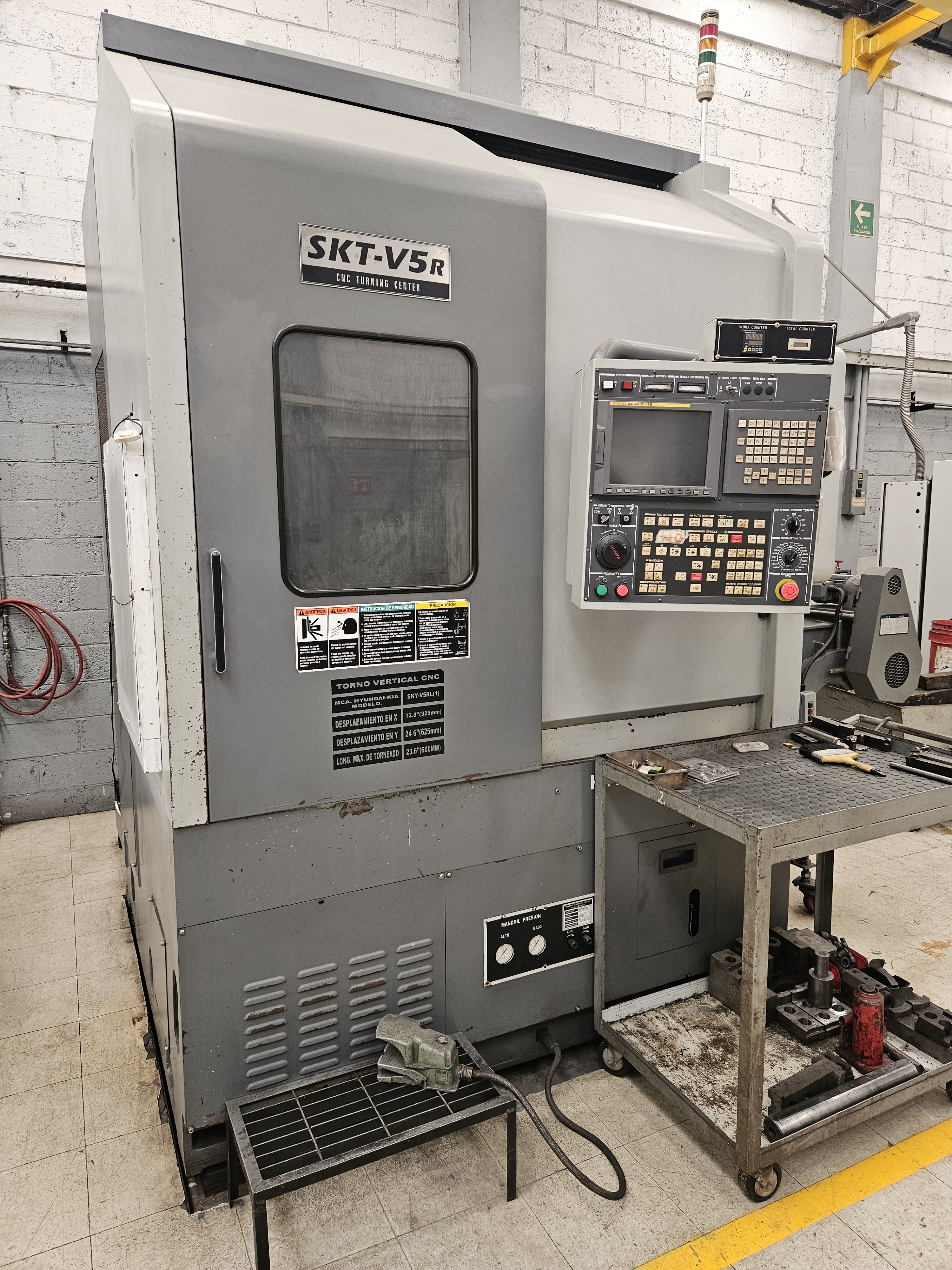 Torno Vertical SKT-V5R HYUNDAI